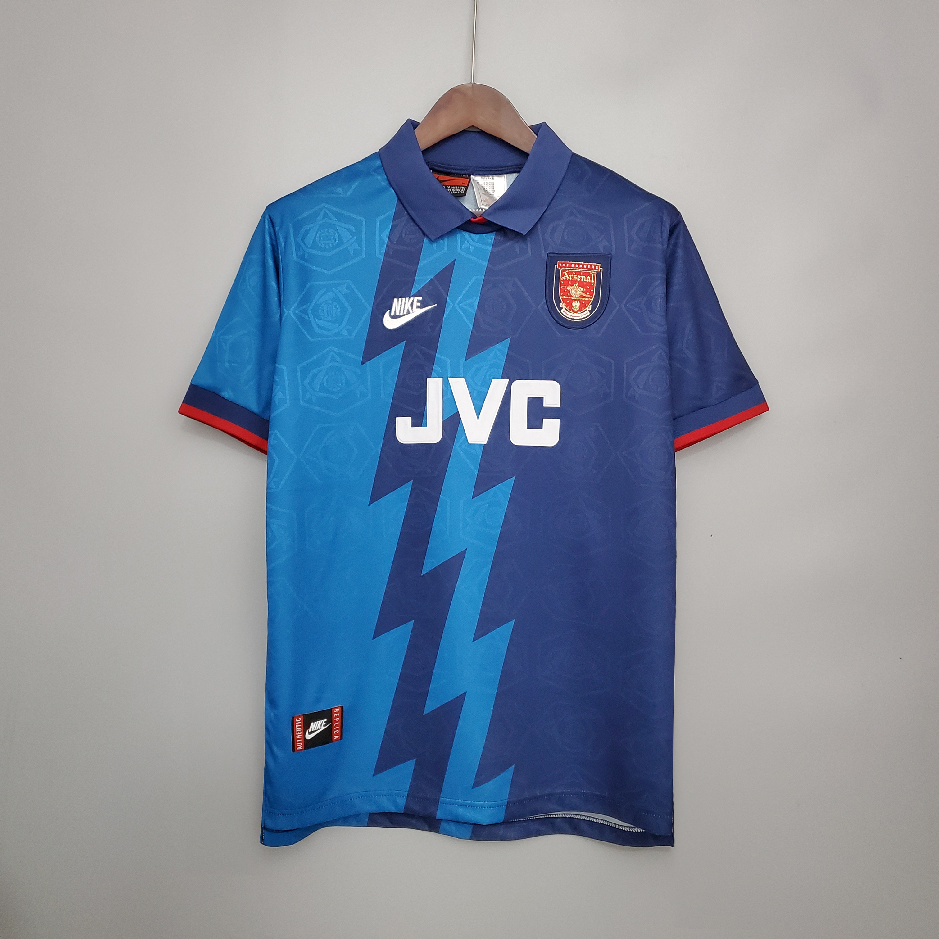 Retro 95/96 Arsenal away