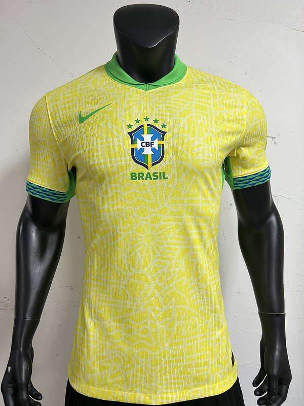 Player version 24/25 Brazil Home