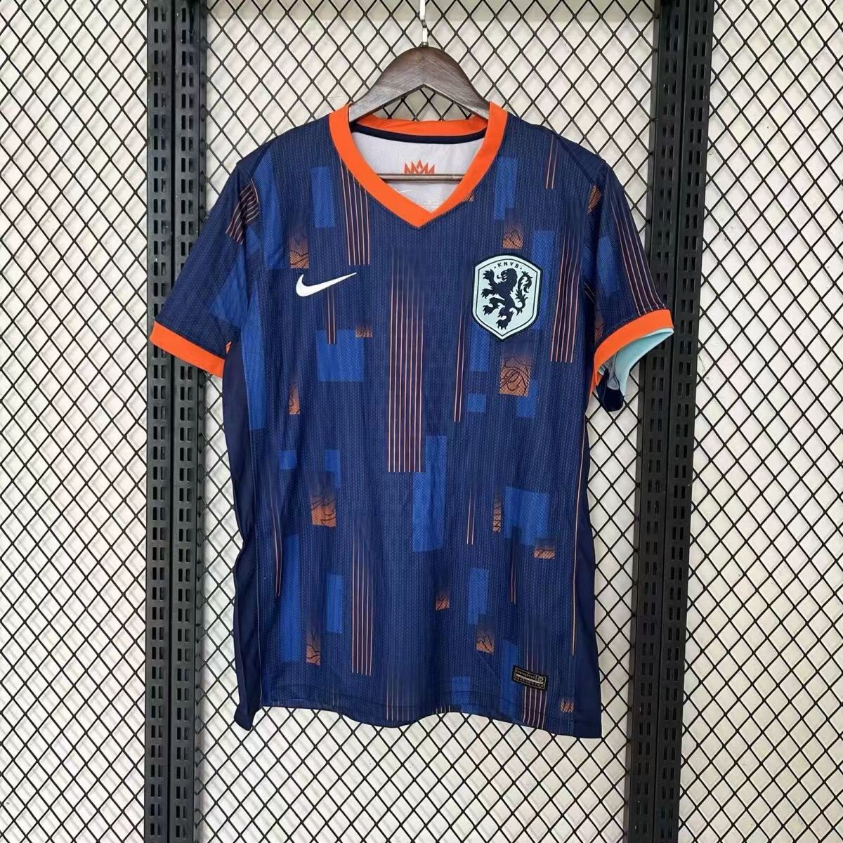 Fans Version 24/25 Netherlands Away