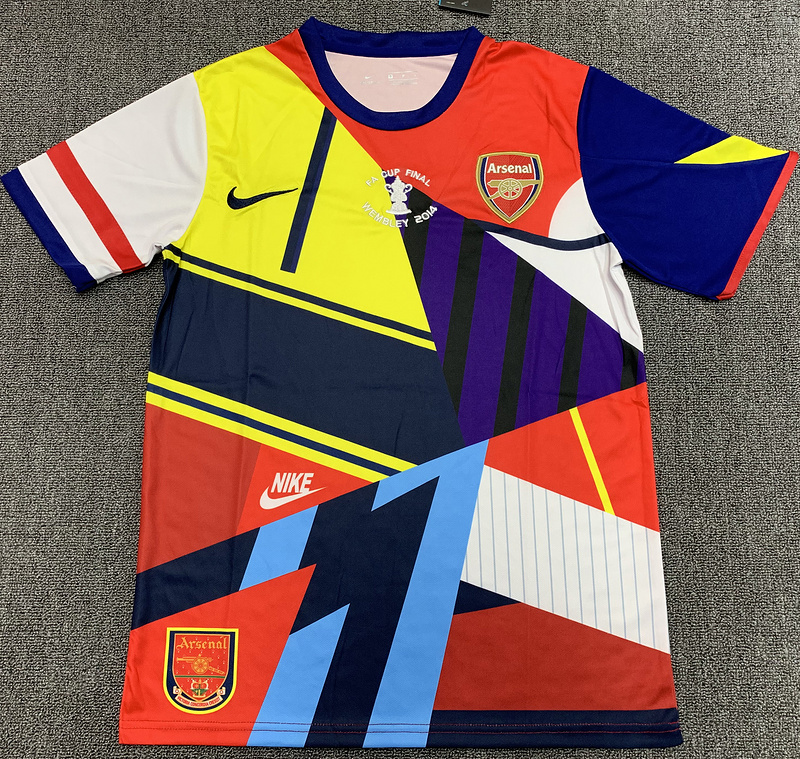 Retro 2014 Arsenal commemorative edition