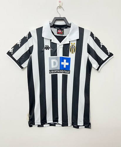 Retro 99/00 Juventus Home