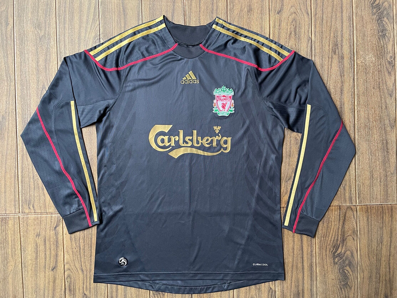 Retro 2009 Liverpool away long sleeve