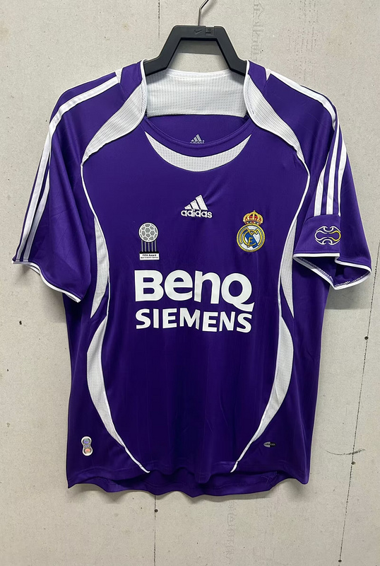 Retro 06/07 Real Madrid Third Away 