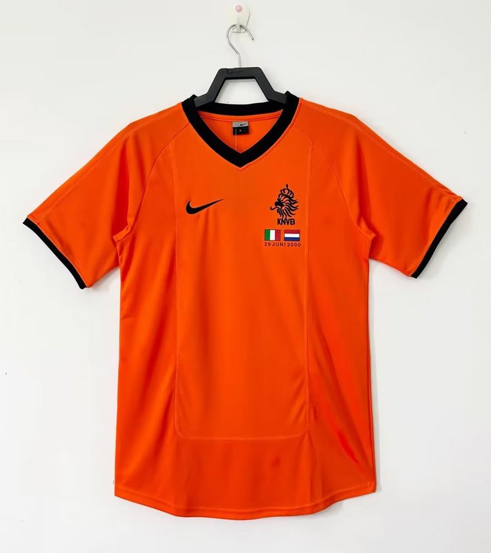 Retro 2000 Netherlands Home