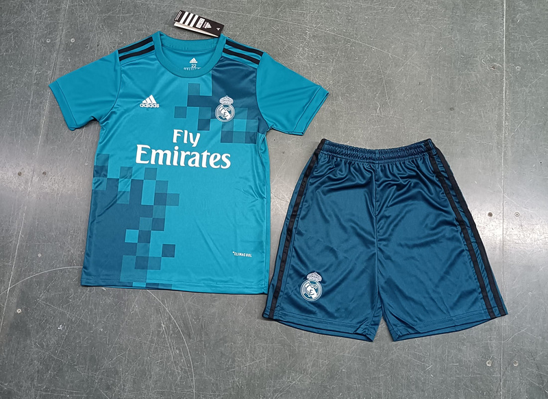 Retro kids kits 17/18 Real Madrid third away