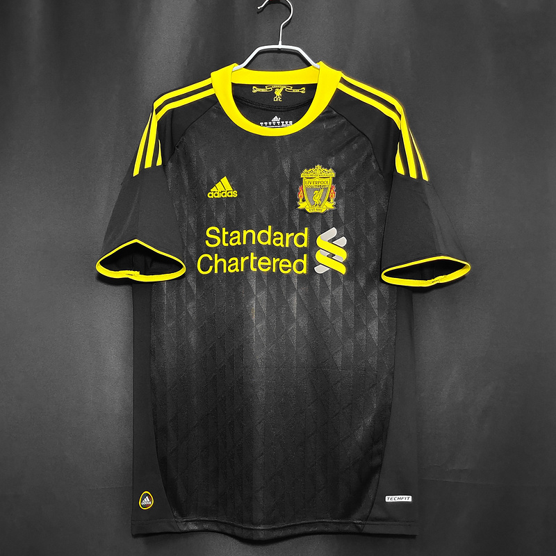 Retro 10/11 Liverpool third away