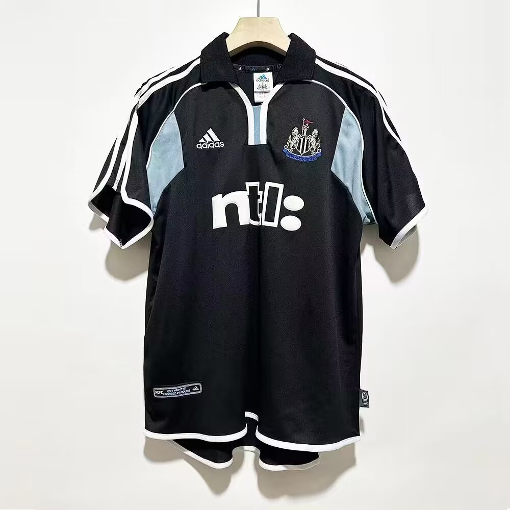 Retro 00/01 Newcastle United Away