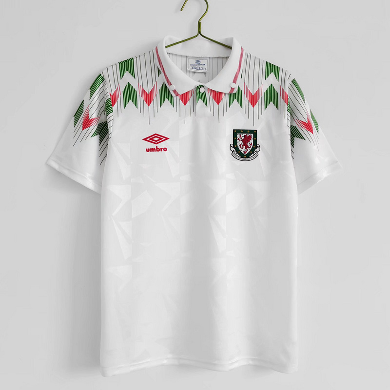 Retro 90/92 Welsh away