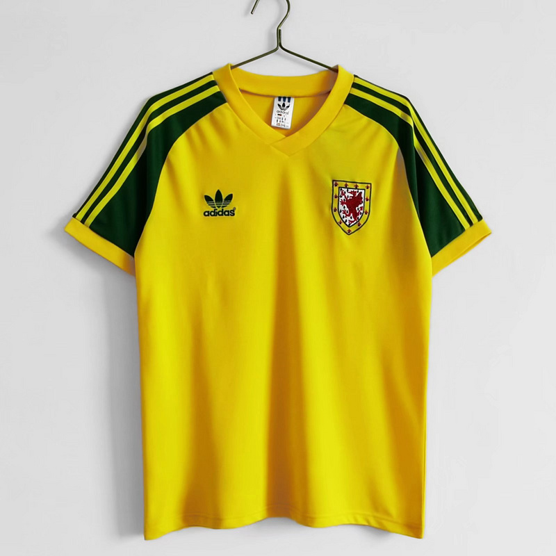 Retro 1982 Welsh Away