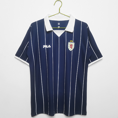 Retro 02 Scotland Home