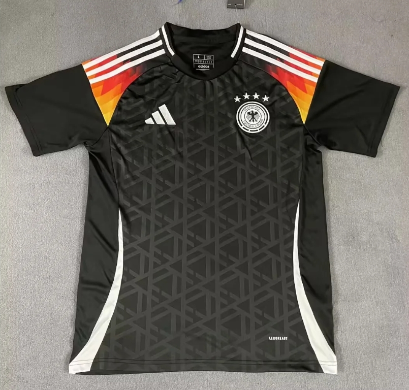 Fans Verison 24/25 Germany special edition black