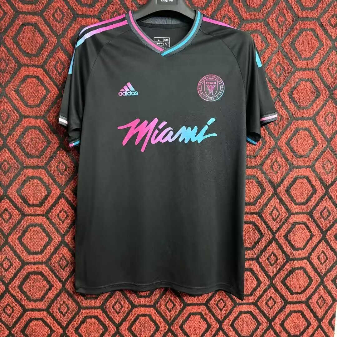 Fans Verison 24/25 Miami training wear