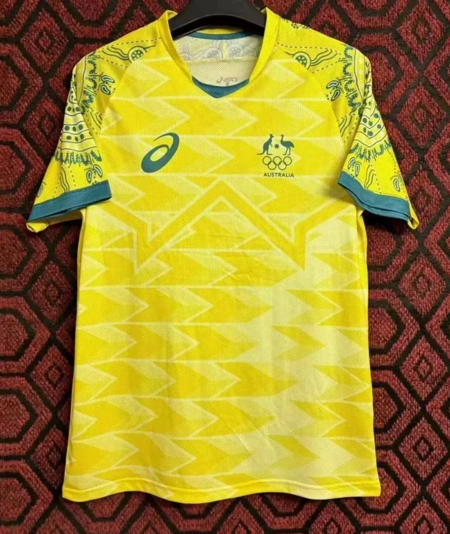 Fans Verison 24/25 Australia home