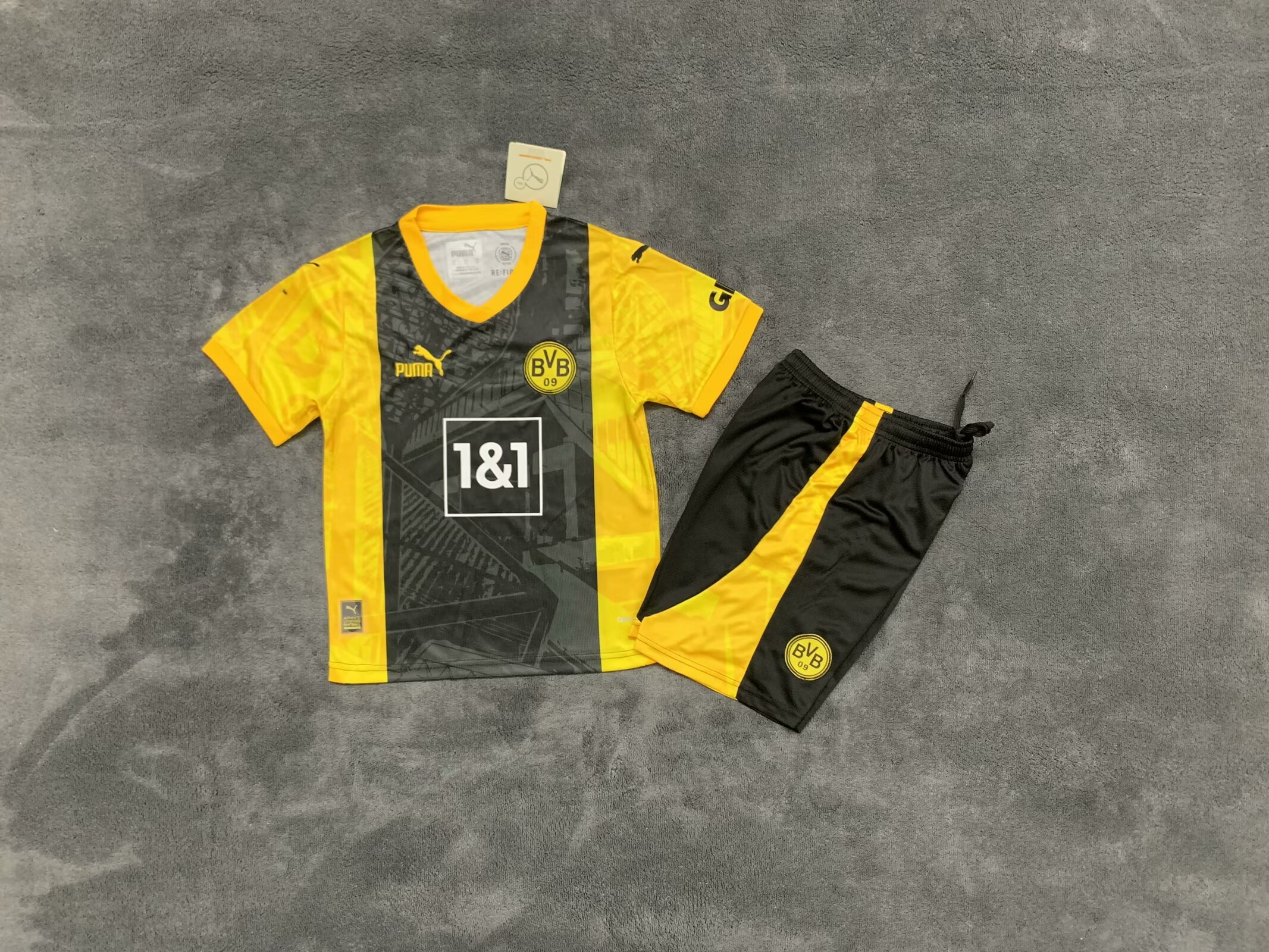 Kids kits 24/25 Dortmund Joint model