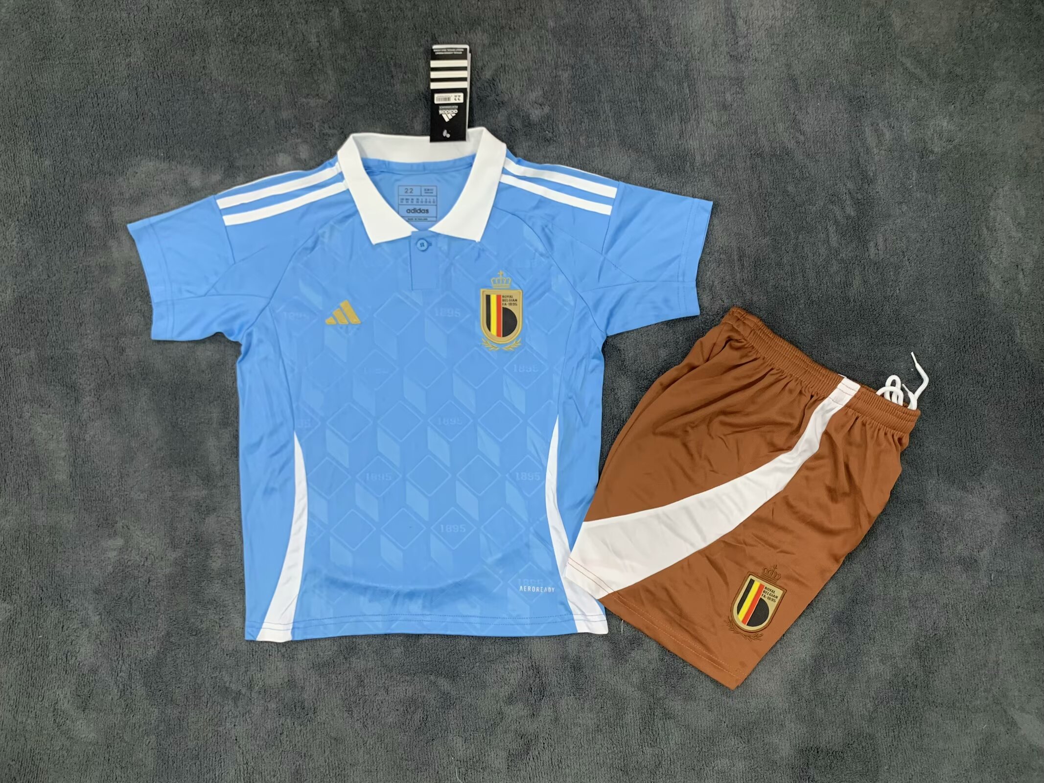 Kids kits 24/25 Belgium away