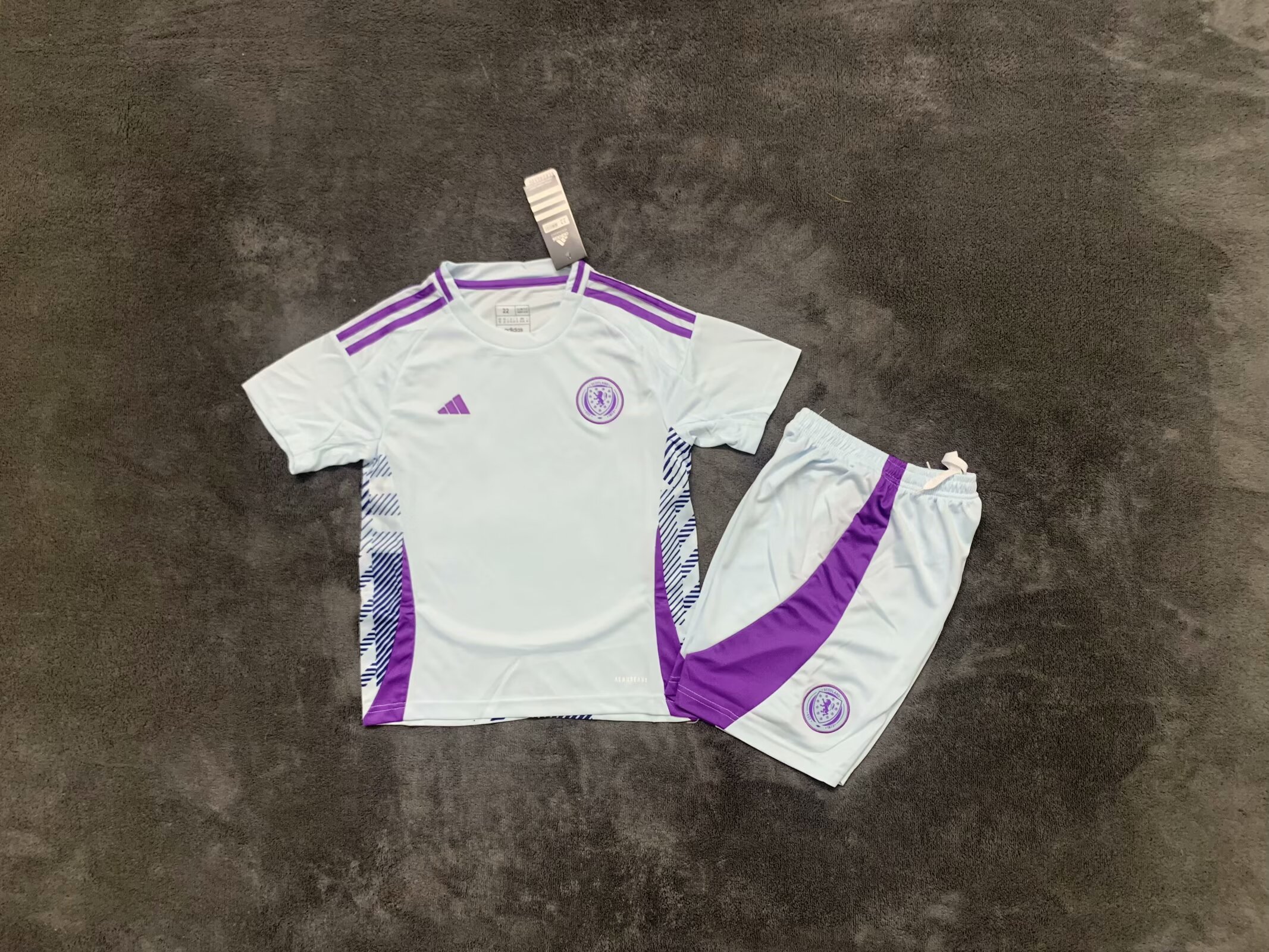 Kids kits 24/25 Scotland away