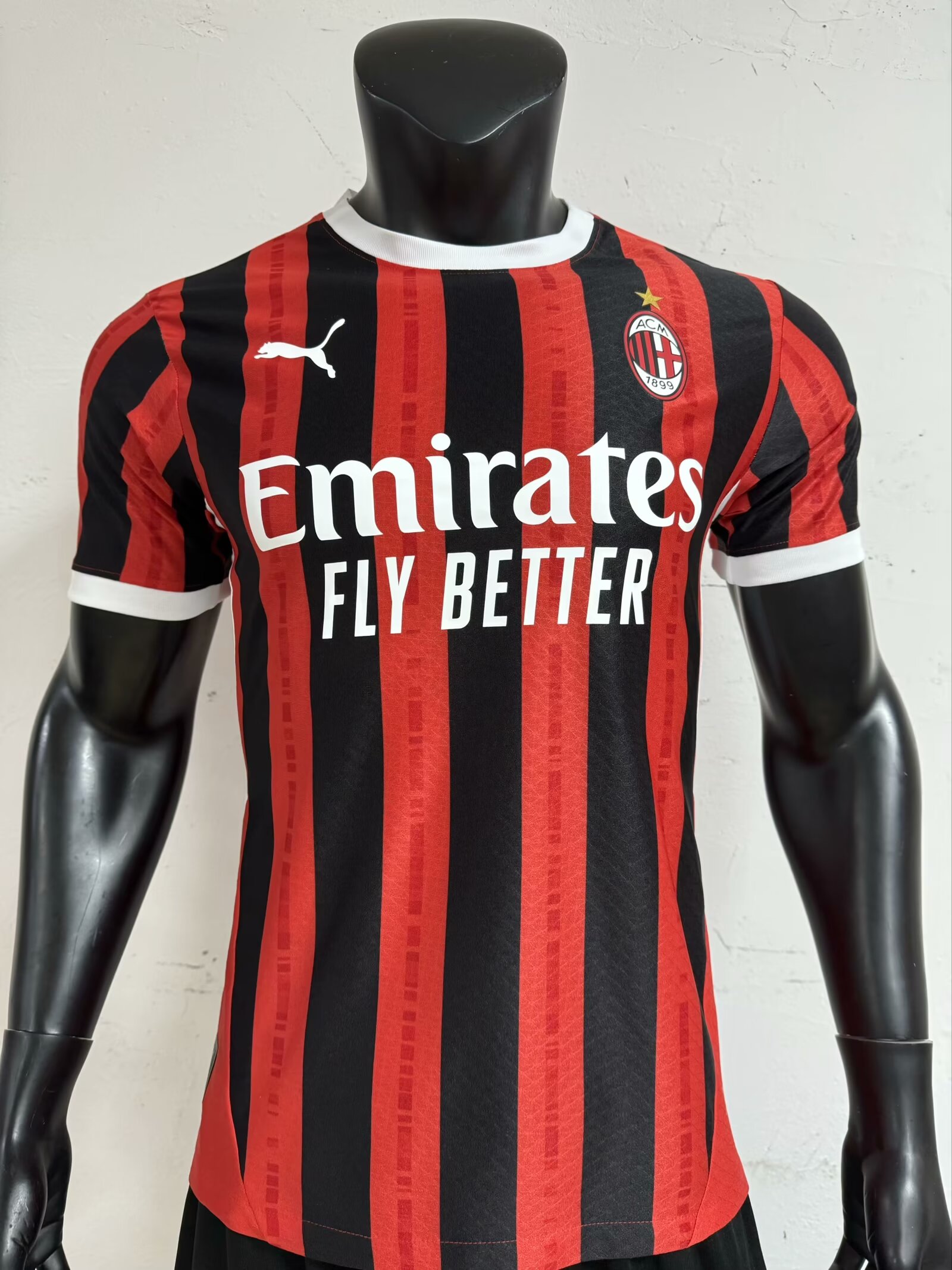  Player Version 24/25 AC Milan home