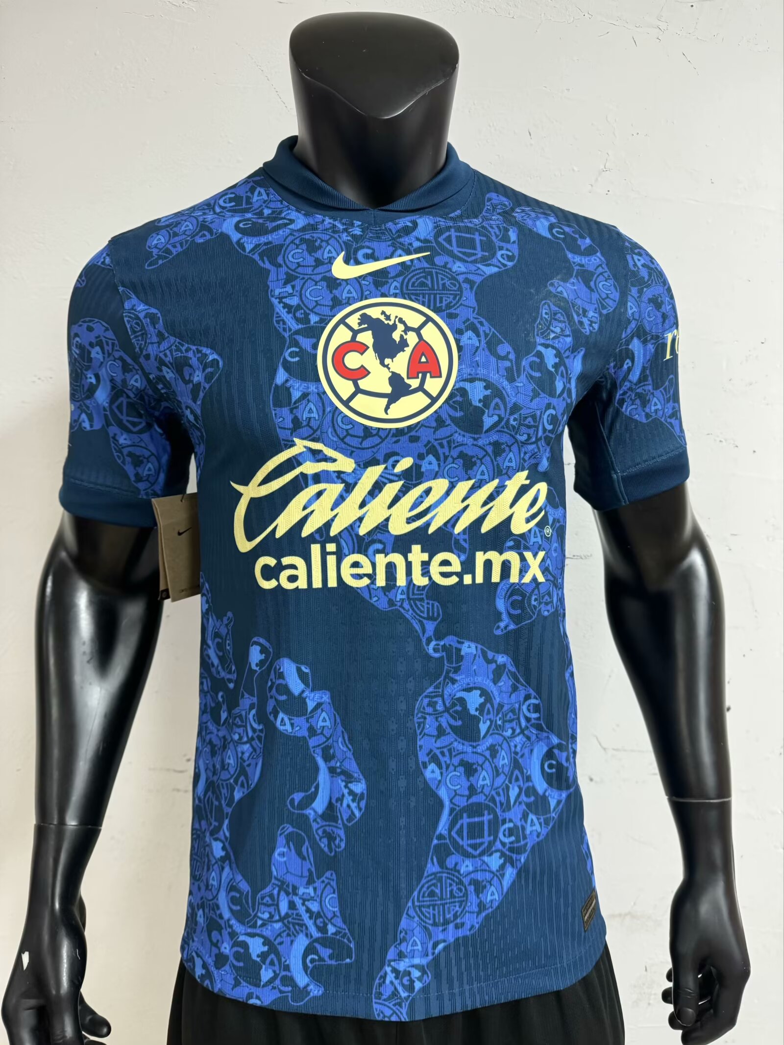 Player Version  24/25 Club America away