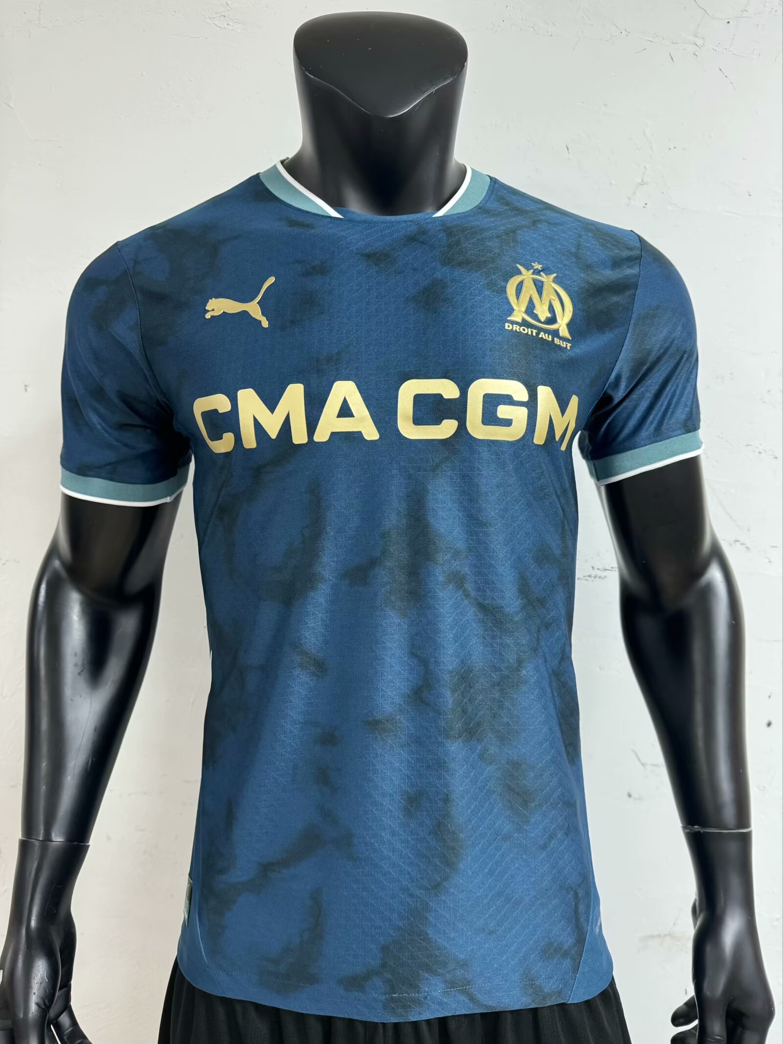 Player Version 24/25  Marseille away