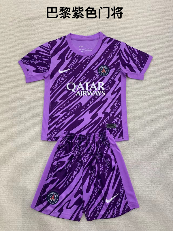 Adults kits 24/25 PSG goalkeeper