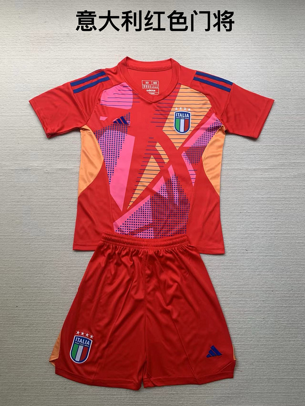 Adult kit 24/25 Italy goalkeeper