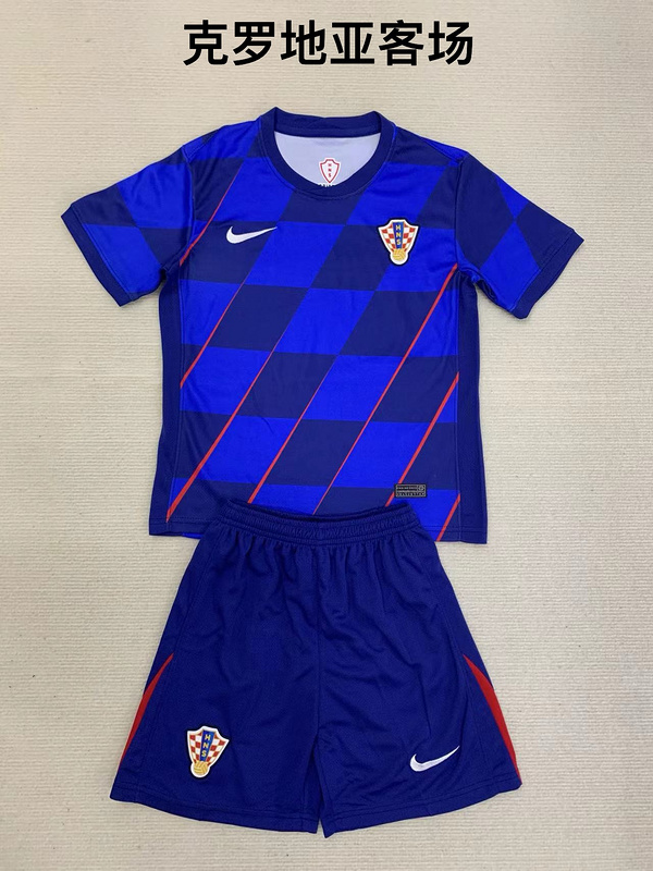 Adults kits 24/25 Croatia away