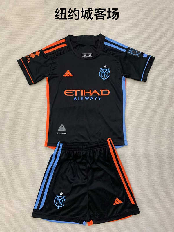 Adults kits 24/25 New York City away