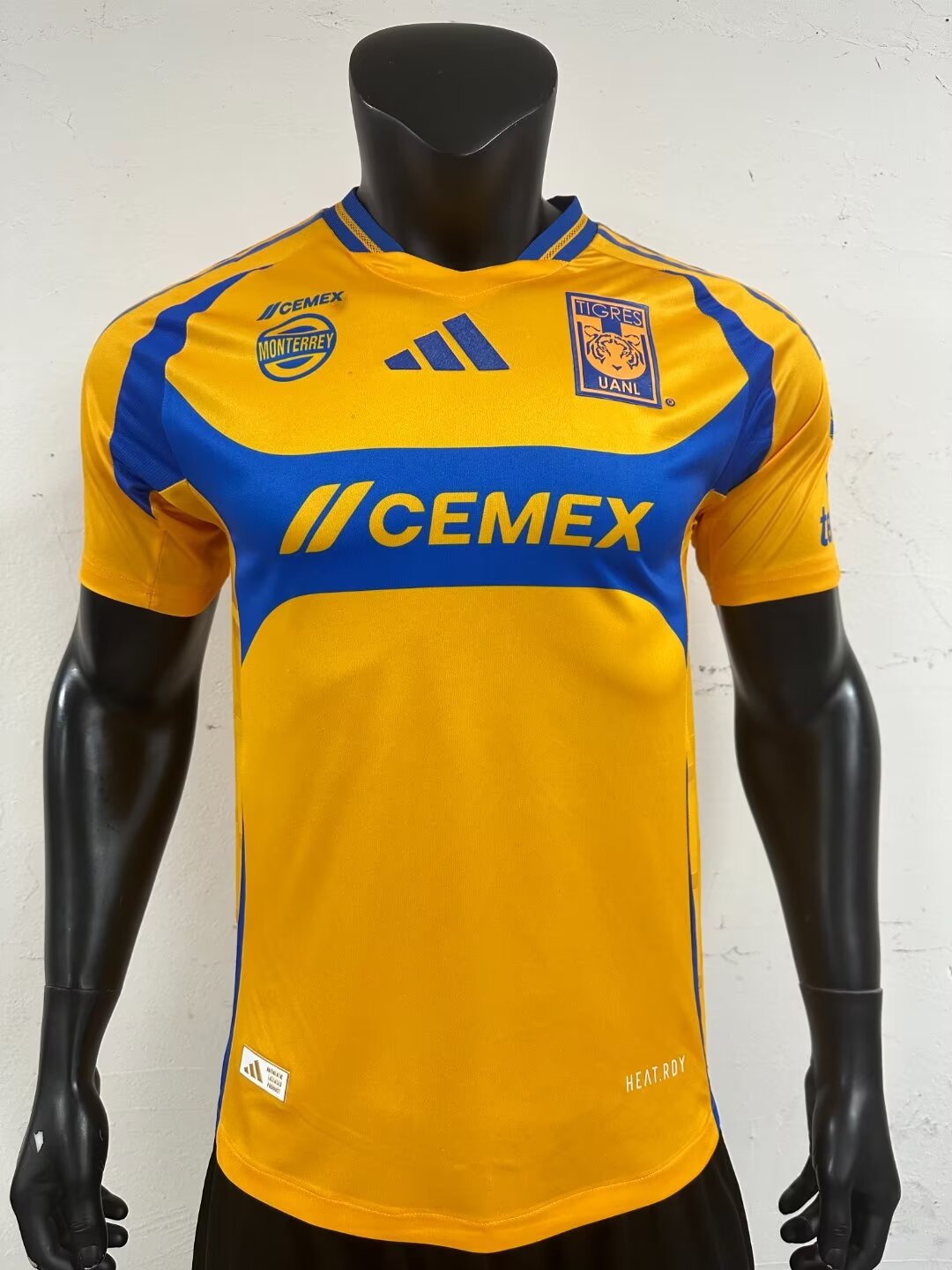 Player version 24/25 Tigres Home