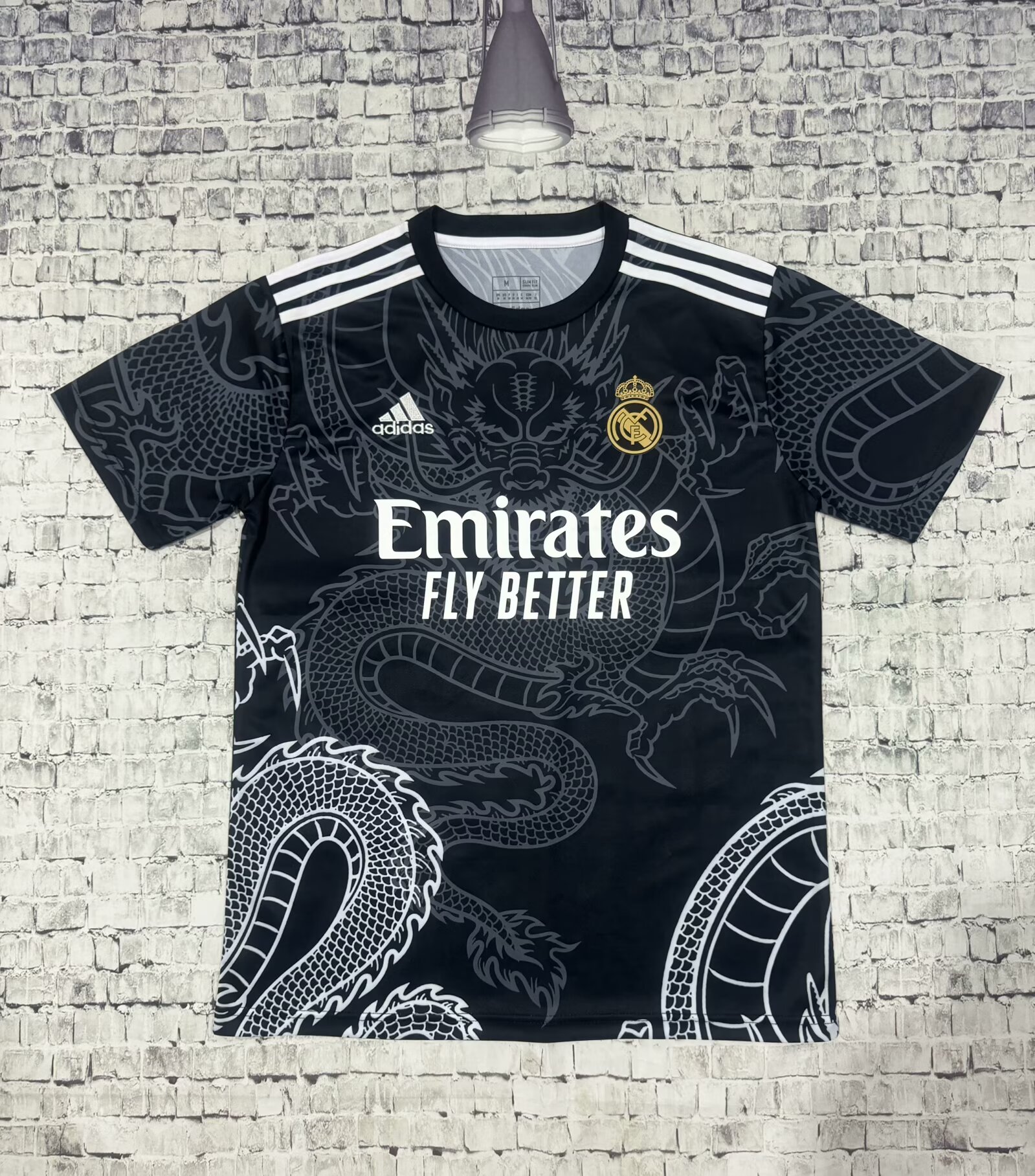 Fans Verison 24/25 Real Madrid Chinese dragon