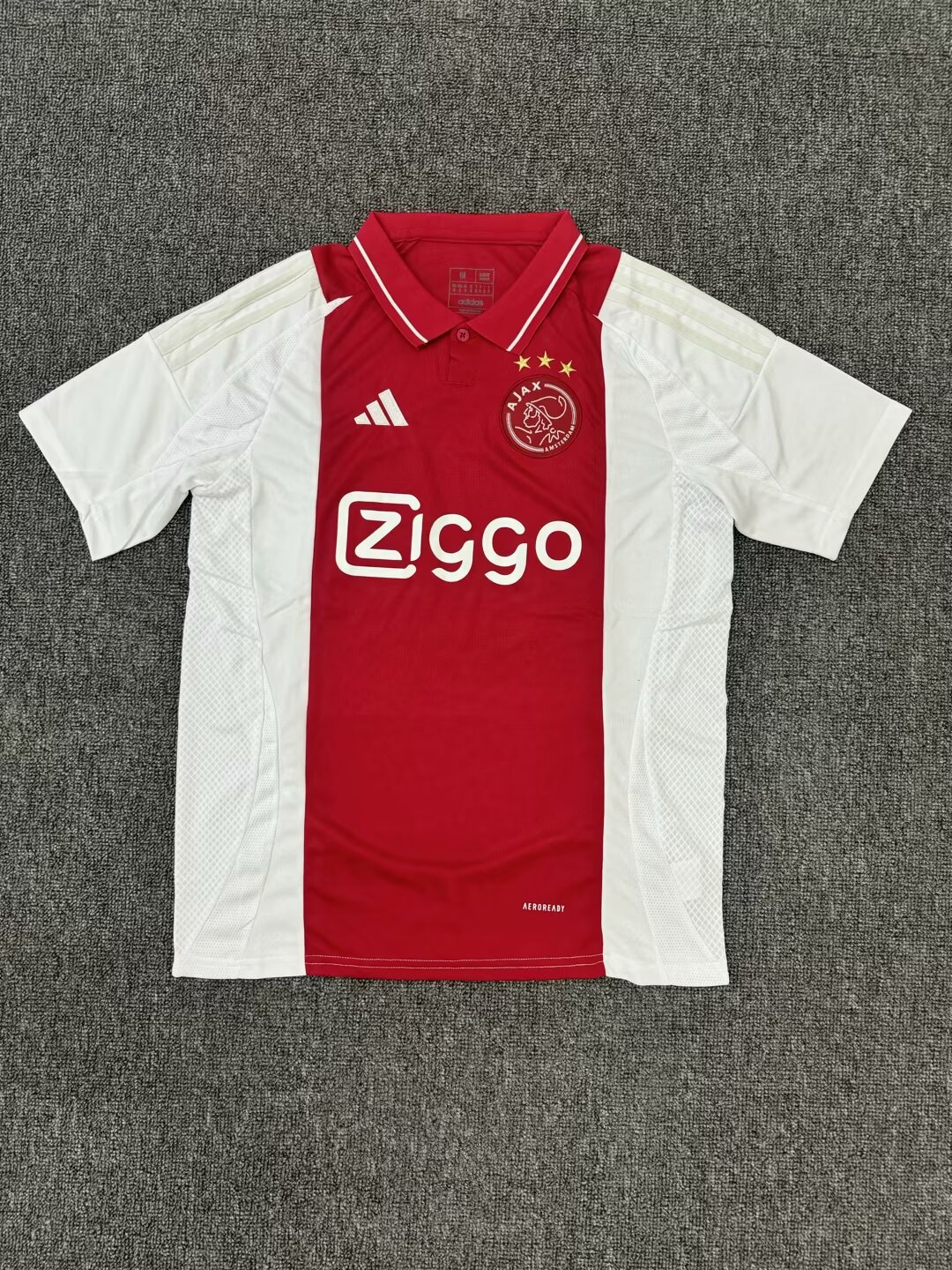 Fans version 24/25 AJAX home