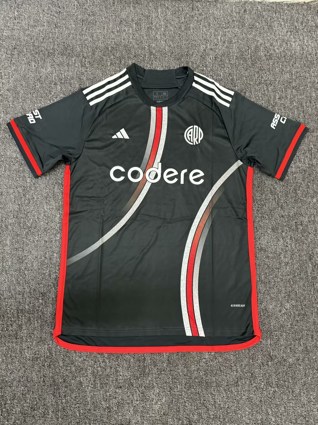 Fans version 24/25 River Plate third away