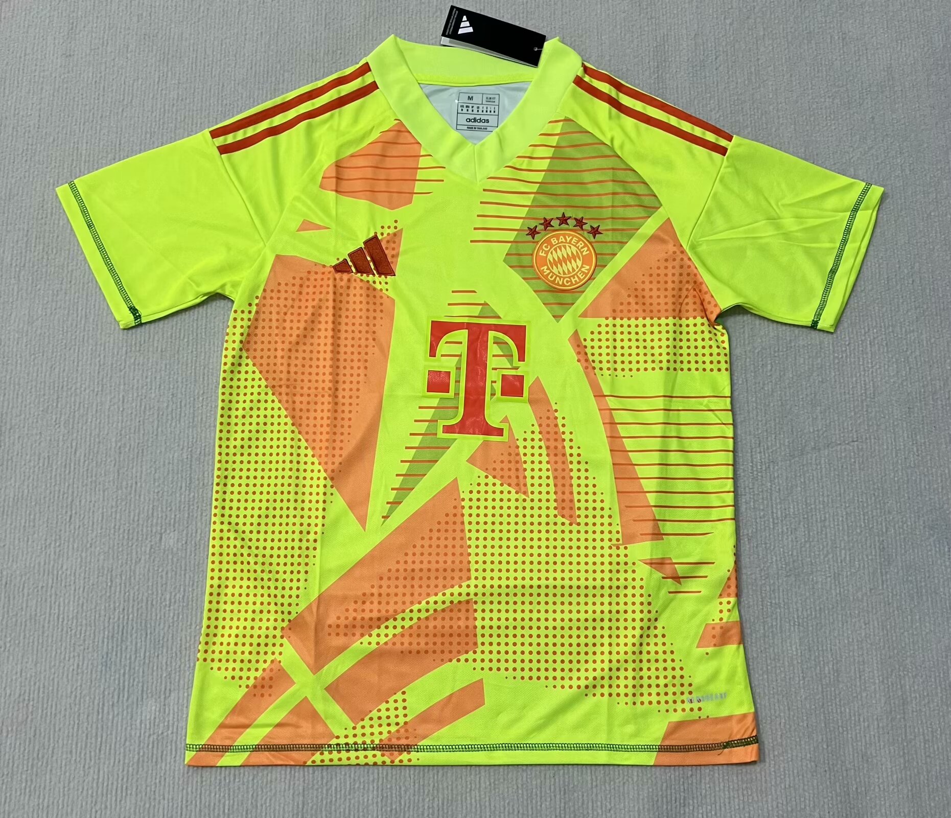 Fans Version 24/25 Bayern goalkeeper