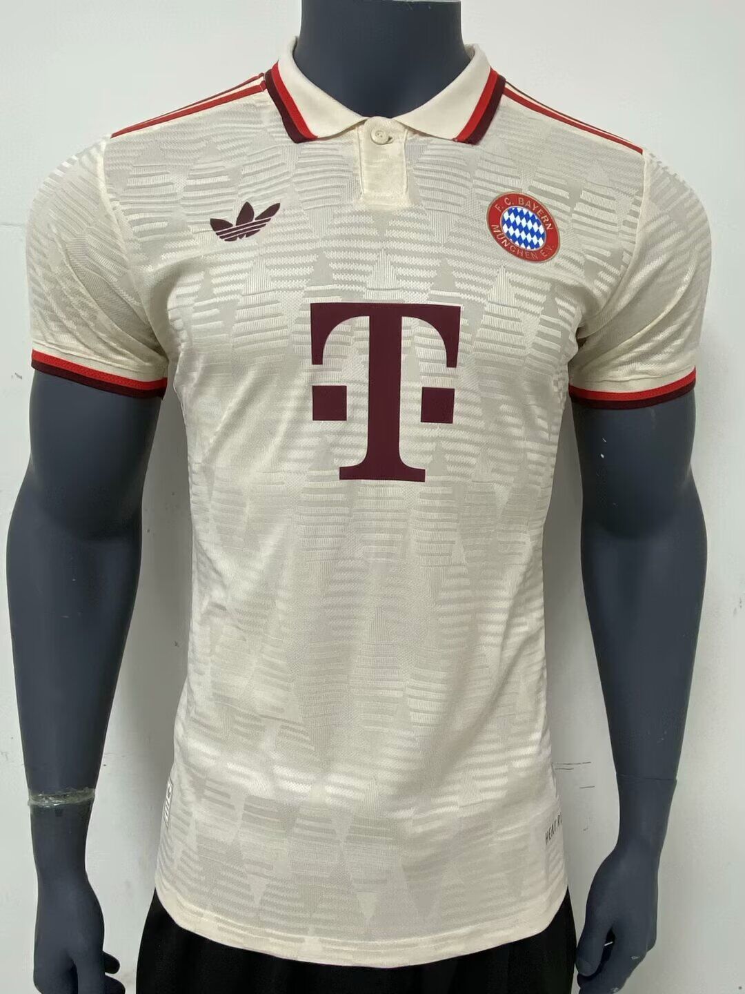 Player Verison 24/25 Bayern Third Away