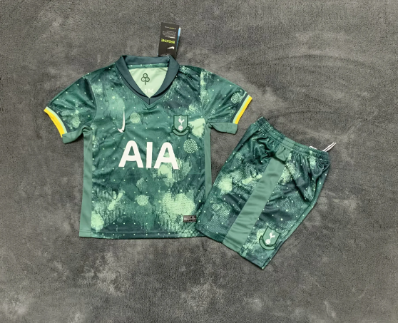 Kids kits 24/25 Tottenham Third away