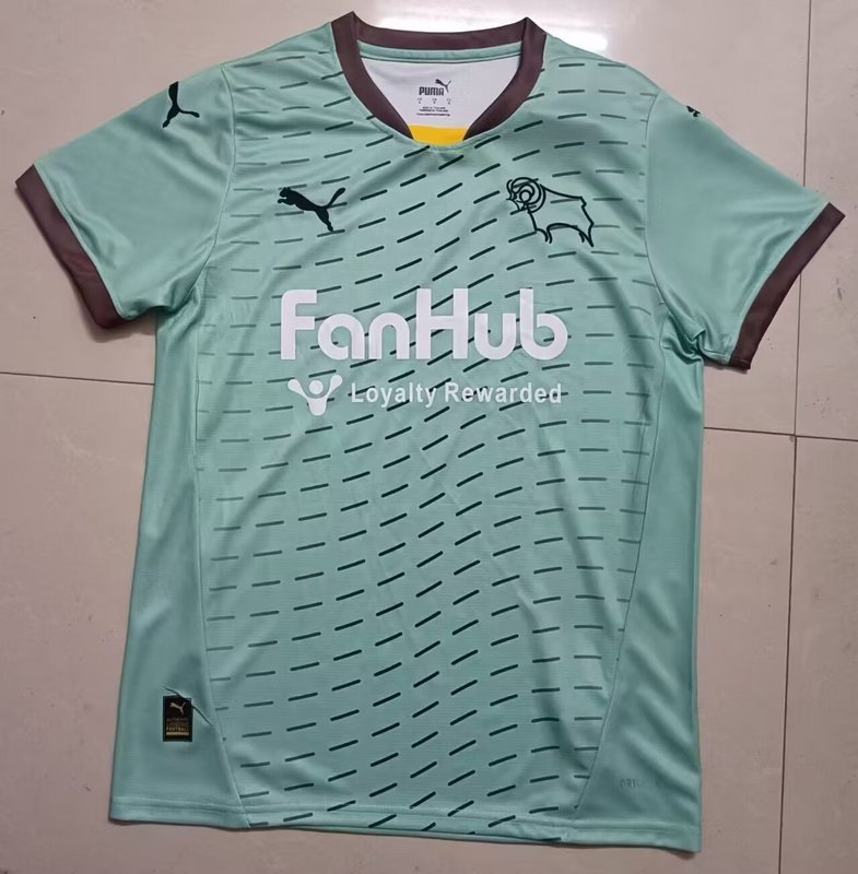 Fans Version 24/25 Derby County away