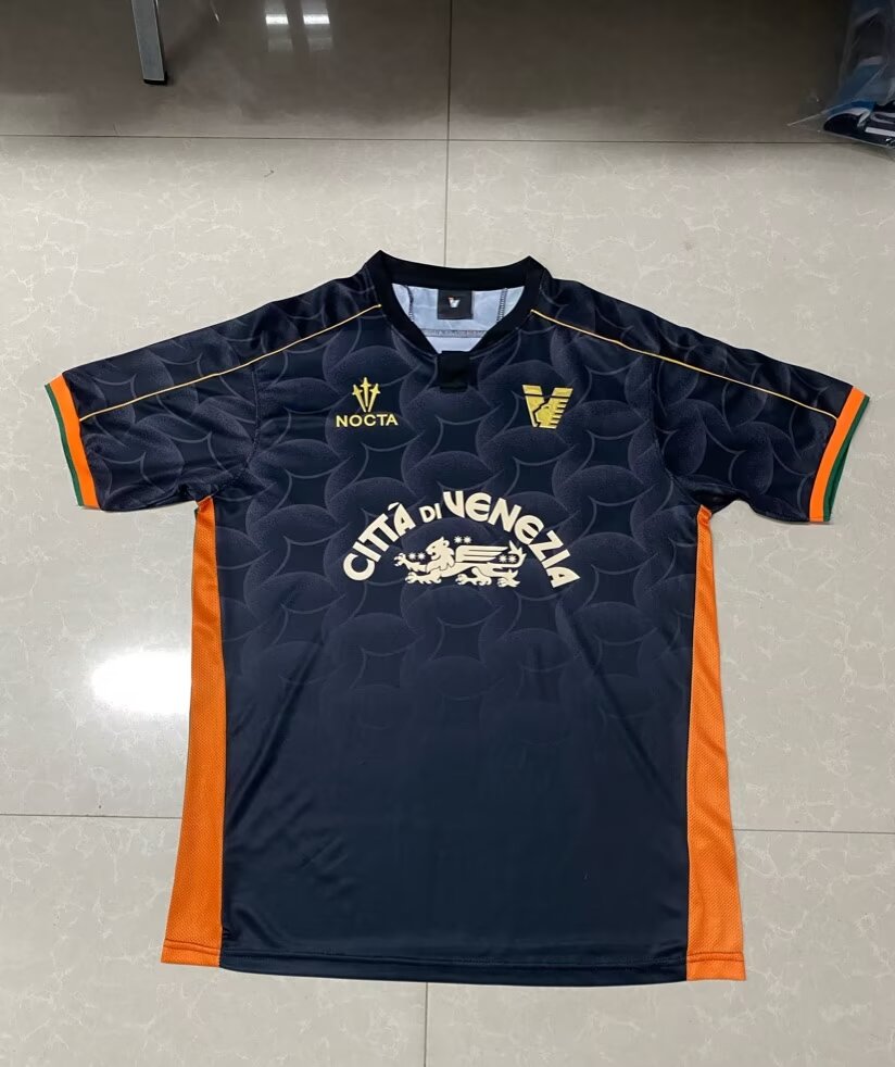 Fans Verison 24/25 Venezia home