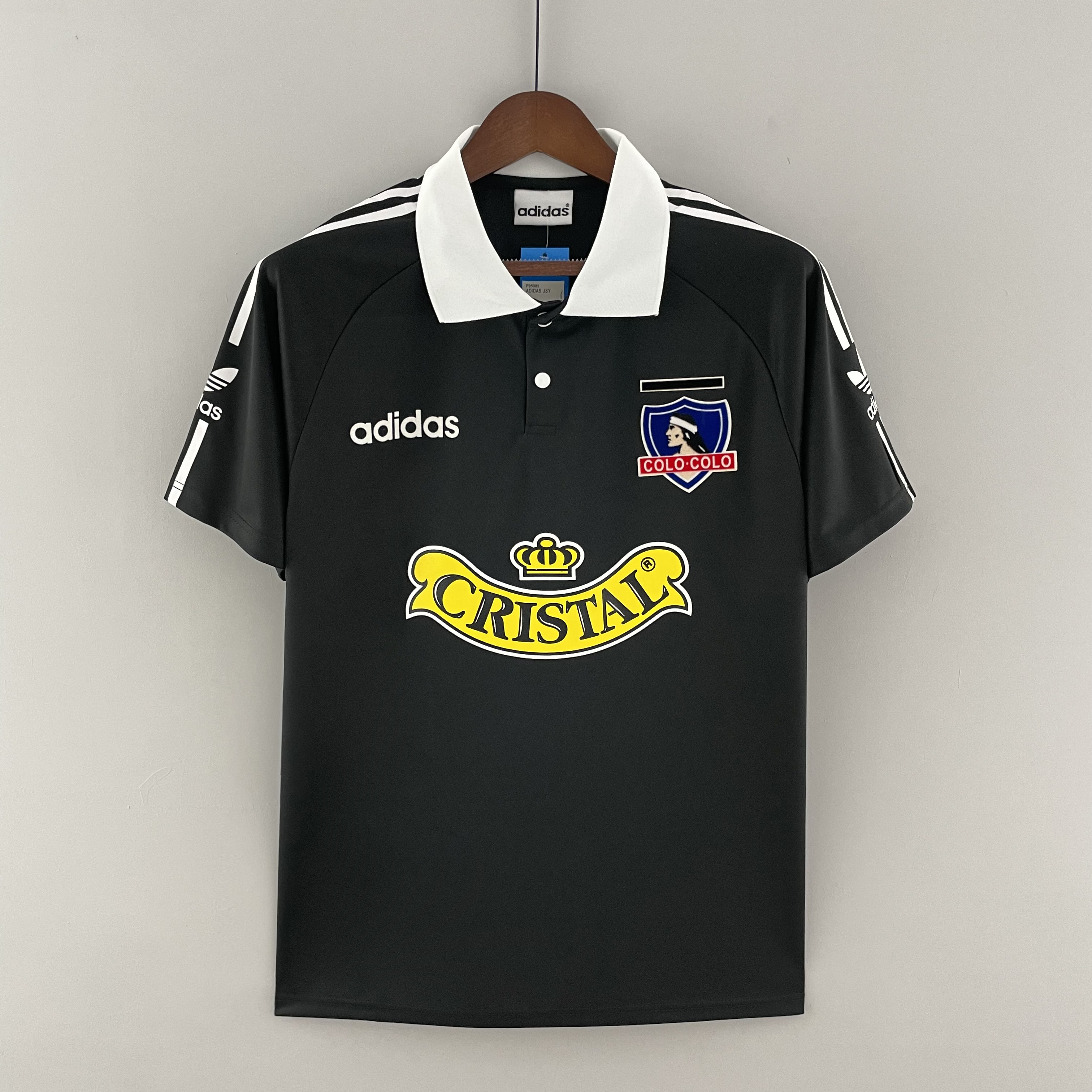 Retro 92/93 Colo Colo away