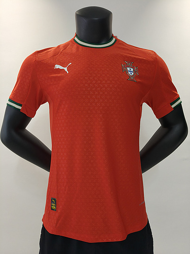 Player Version  25/26 Portugal home