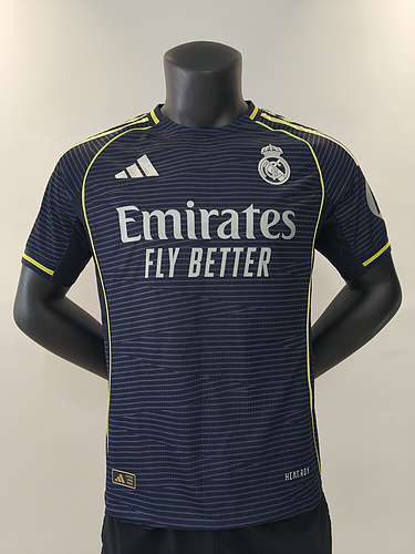 Player Version 25/26 Real Madrid away