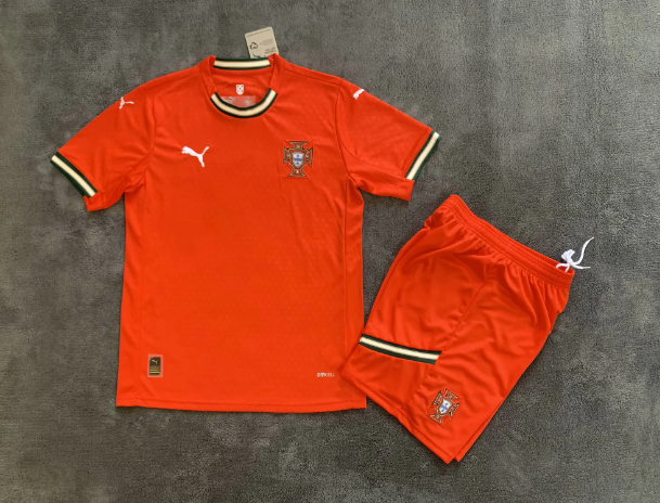 Adults Kits 2025 Portugal home 