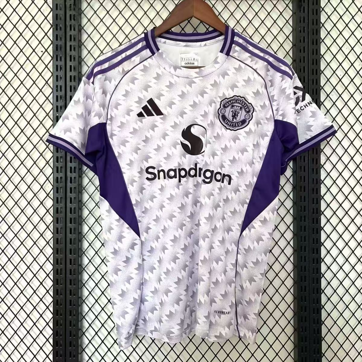 Fans Version 25/26  Manchester United Away