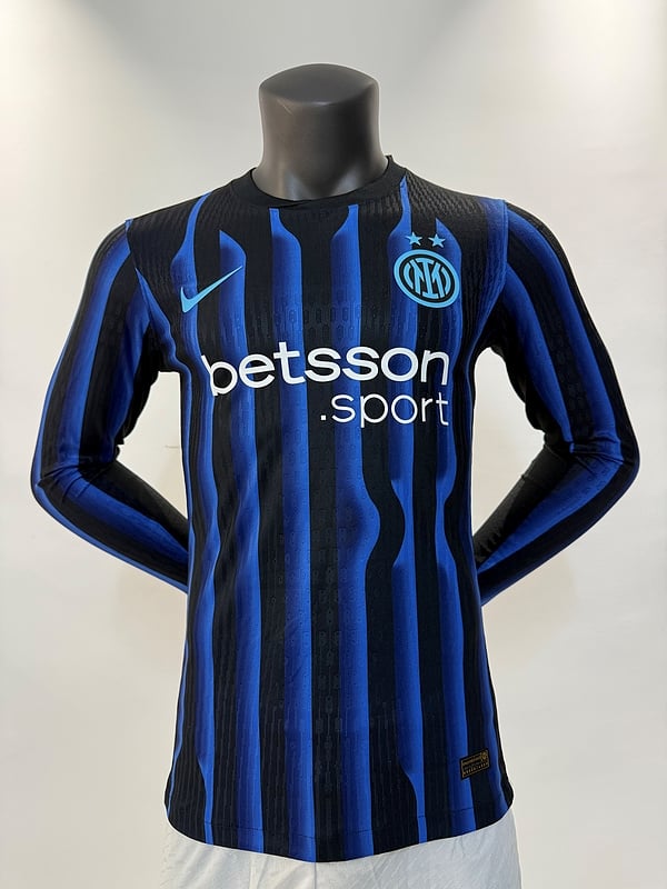 Player Version 25/26Inter Milan long sleeve home