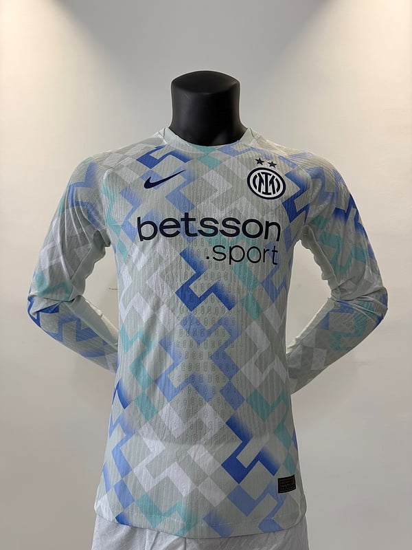 Player Version 25/26Inter Milan long sleeve away