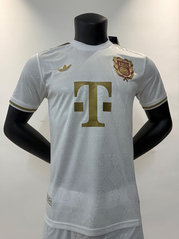 Bayern Munchen 125 anniversary white 