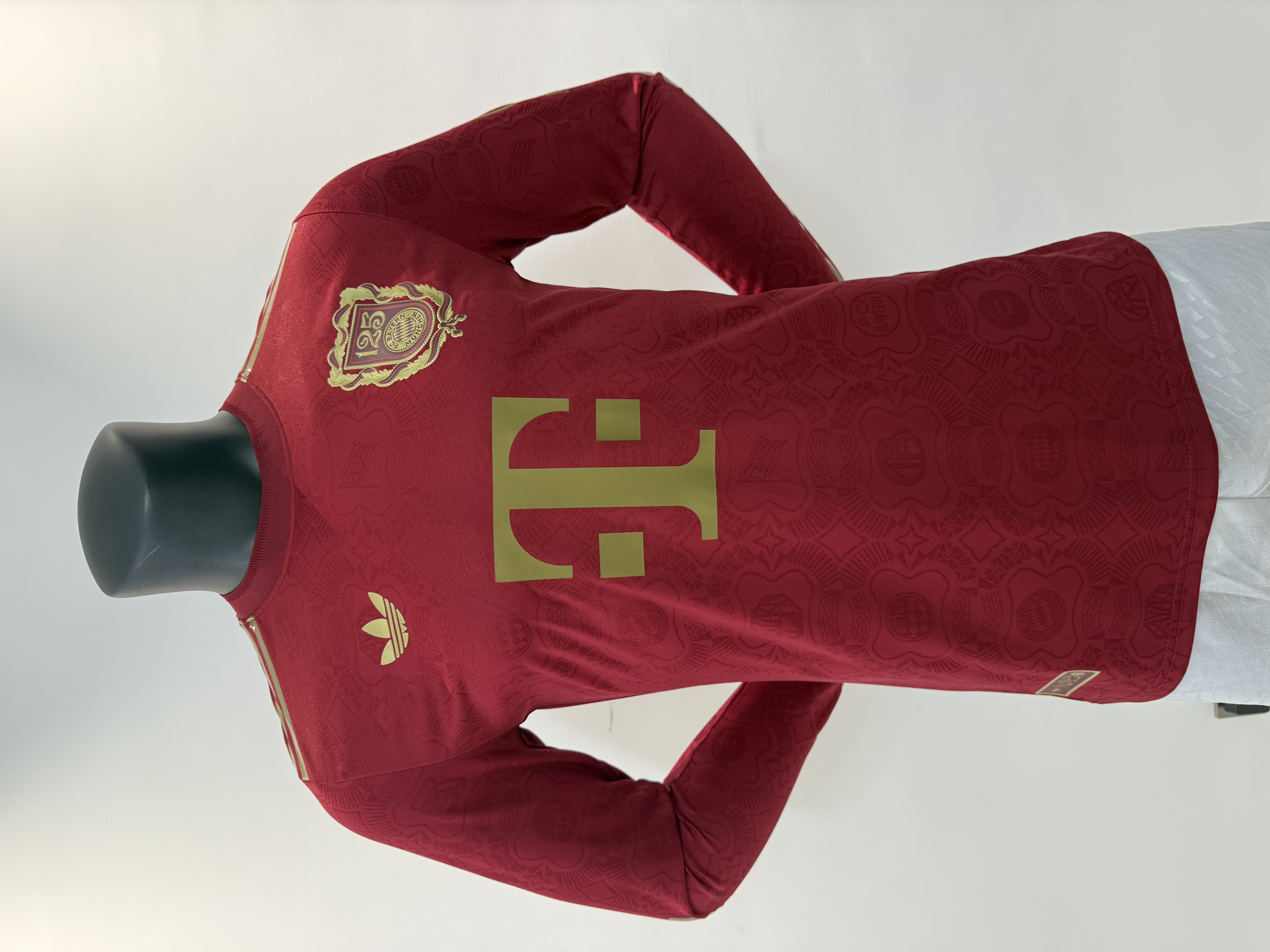 25/26Bayern 125th Anniversary Red Long Sleeve