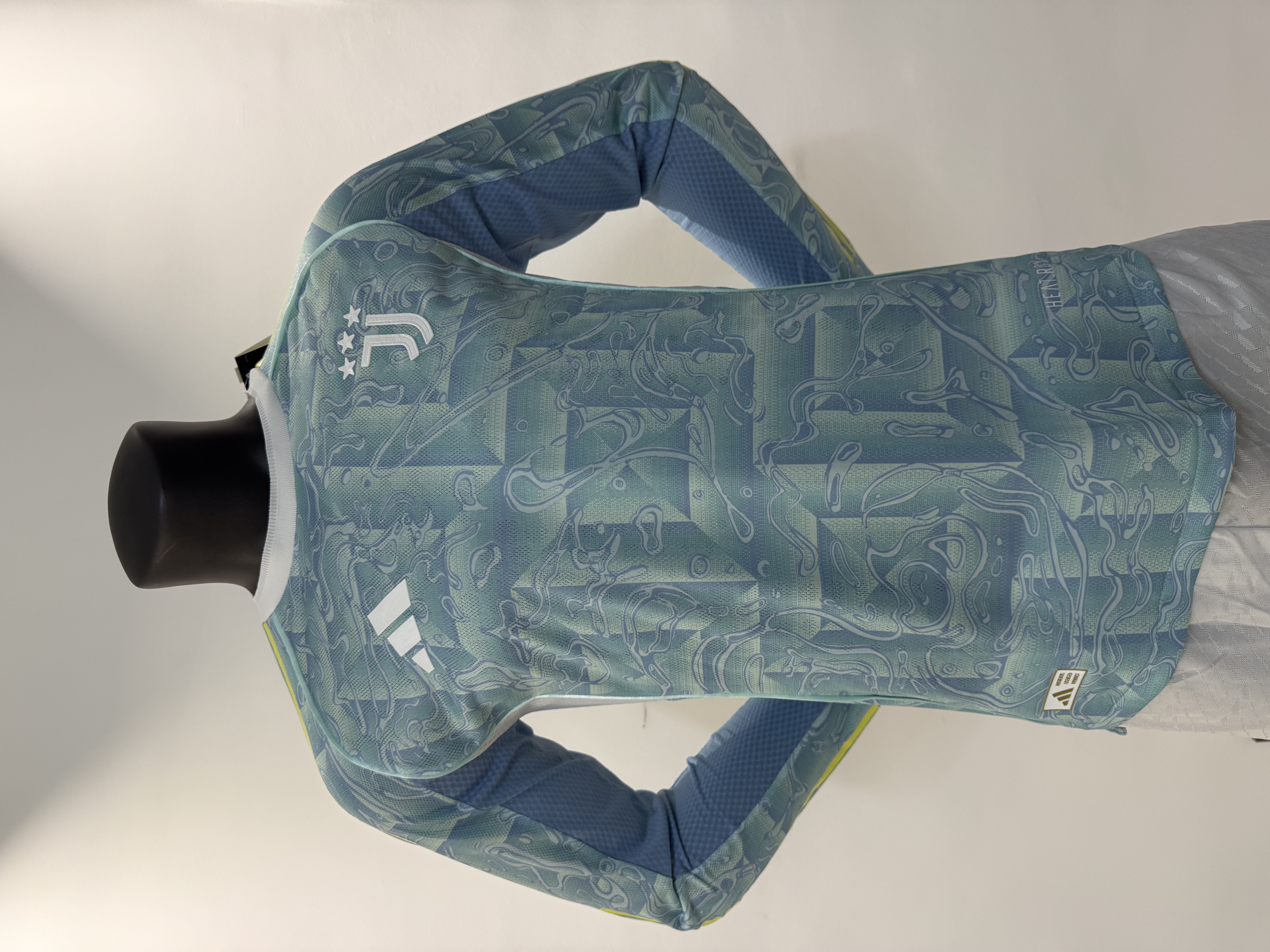 25/26Juventus away  long sleeved
