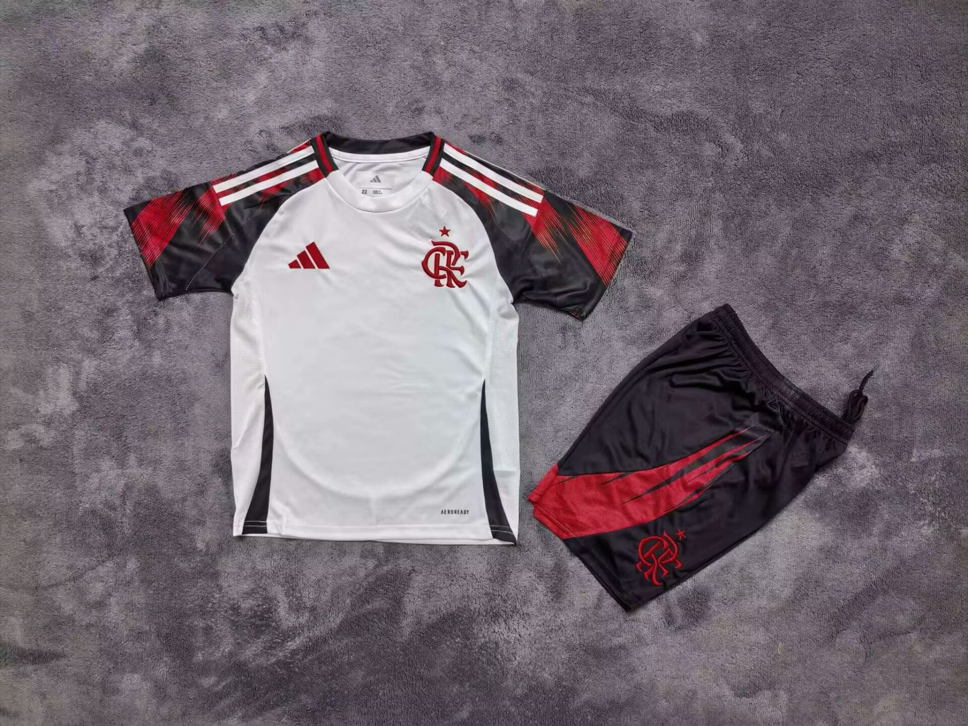 Kids Kits 25/26Flamenco Guest
