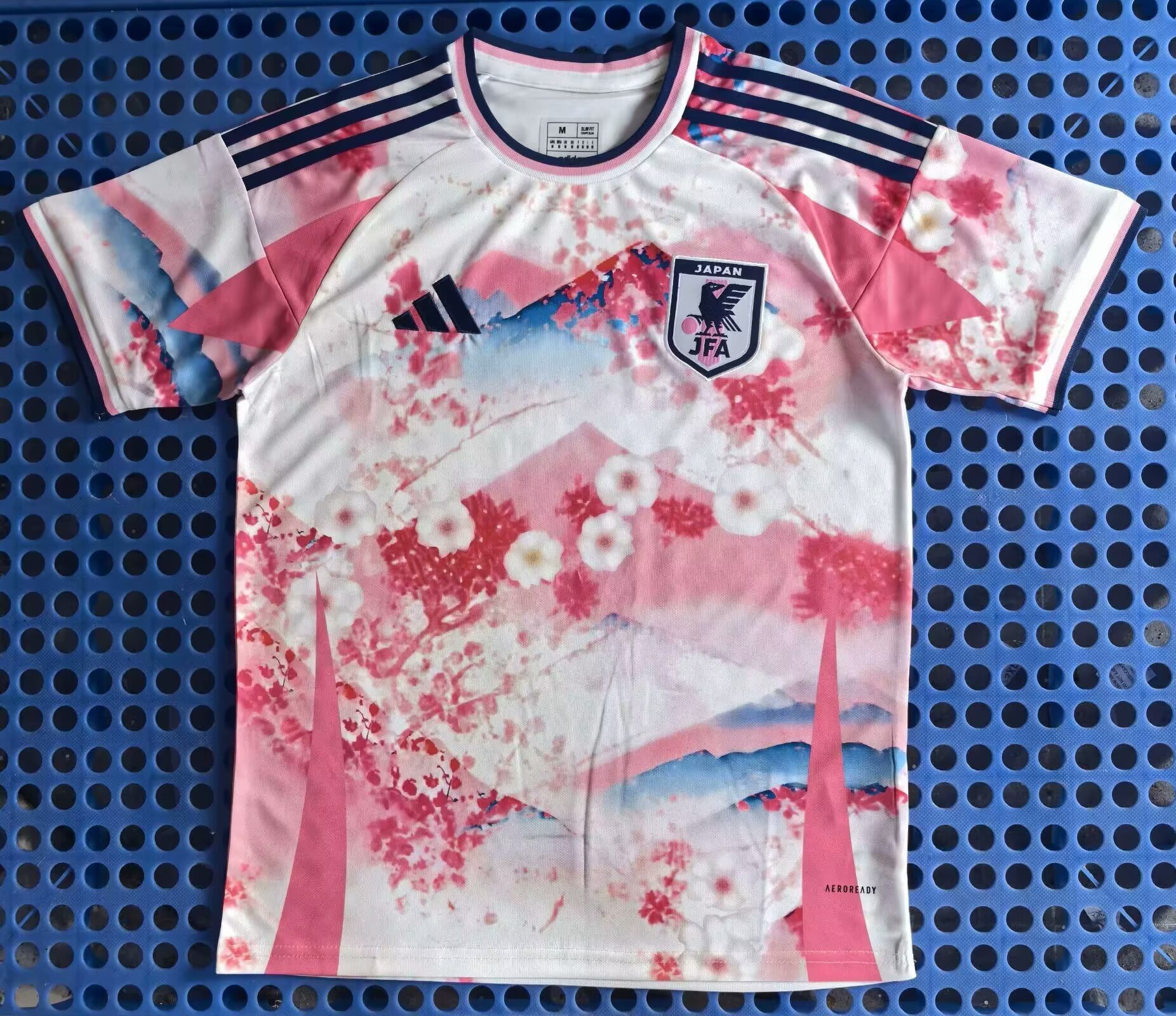 Fans Version 25/26 Japanese Cherry Blossoms Pink White