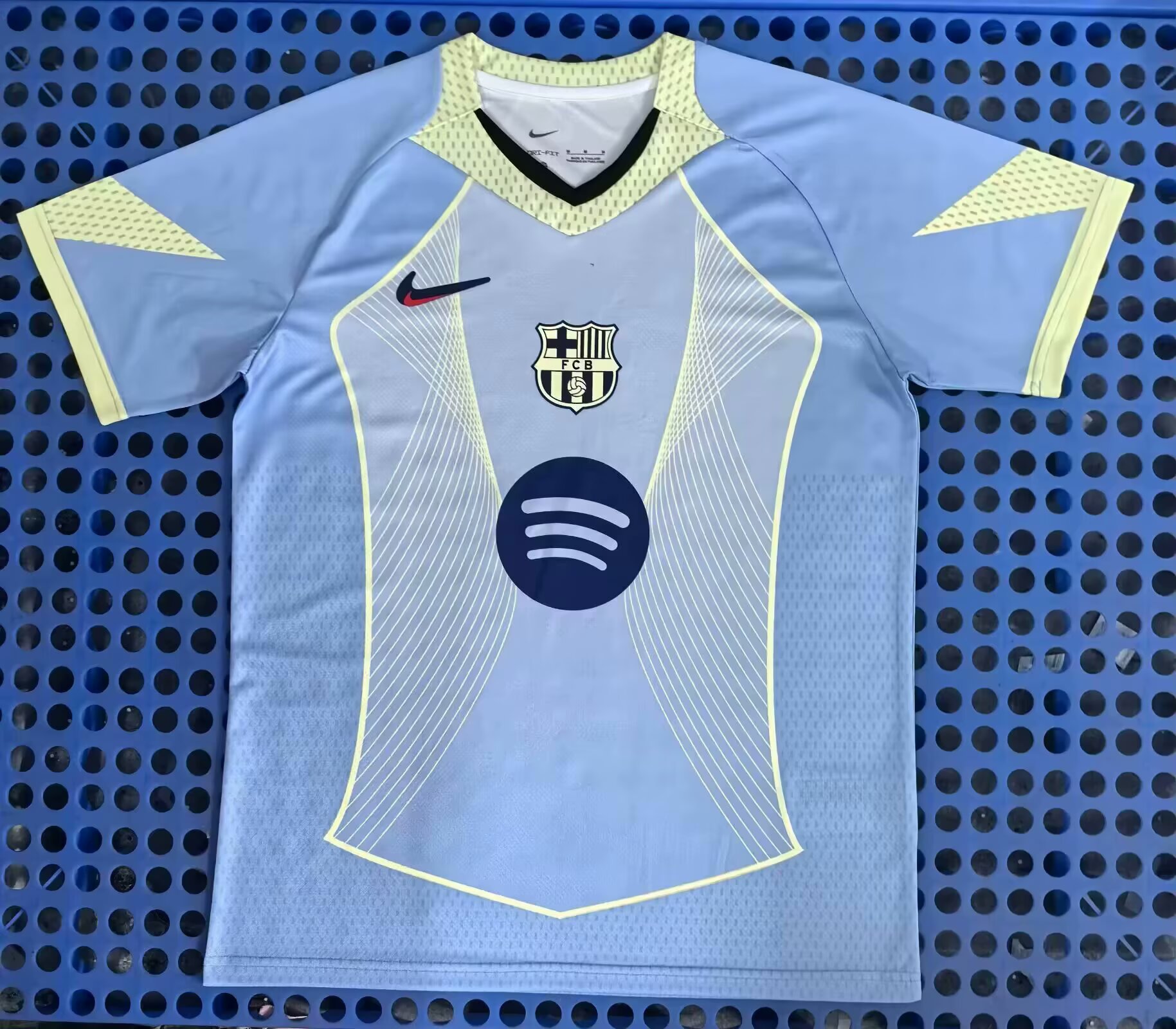 Fans Version 25/26 Barcelona Concept Edition Lake Blue 