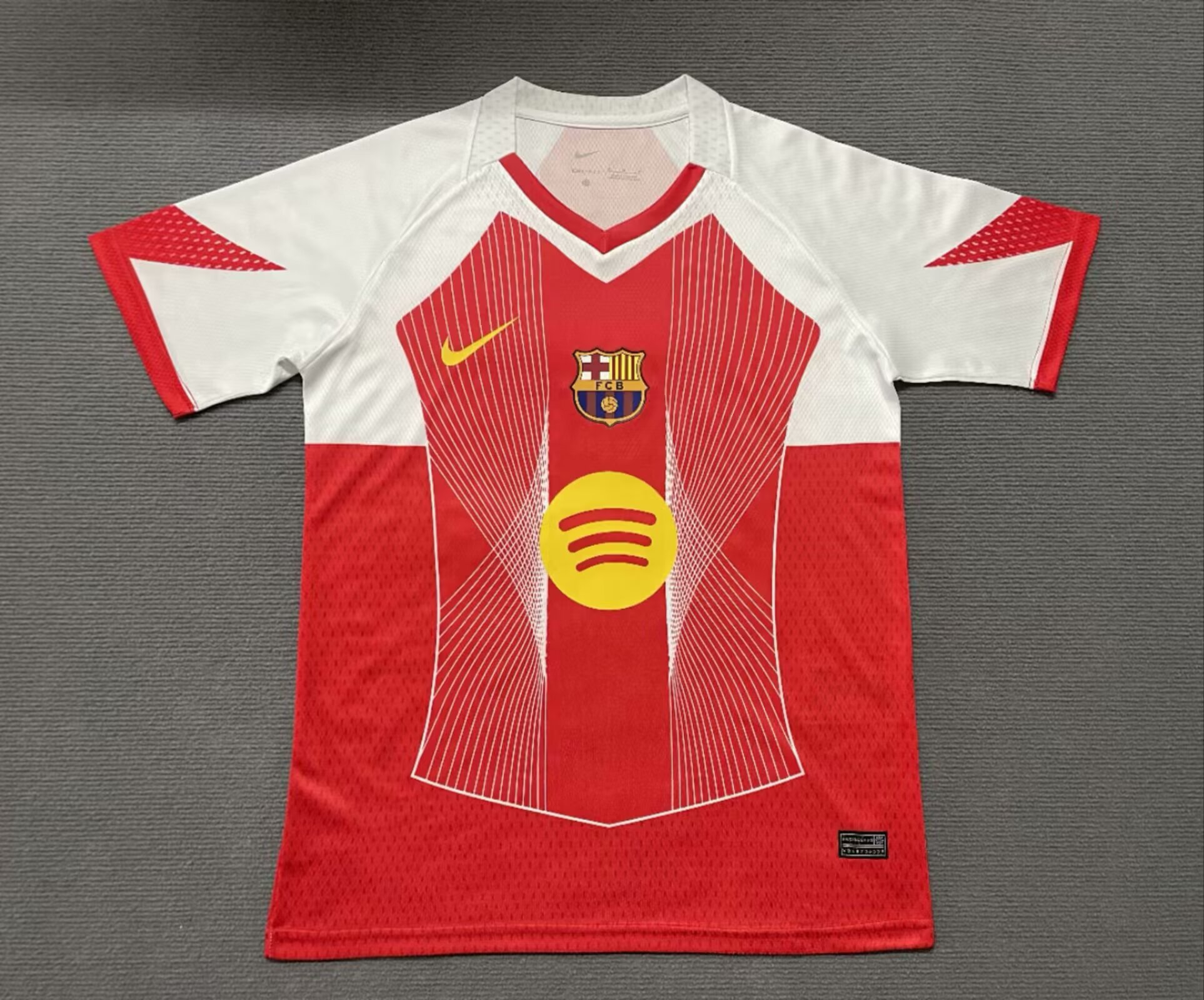 Fans Version 25/26 Barcelona Special Edition Red 
